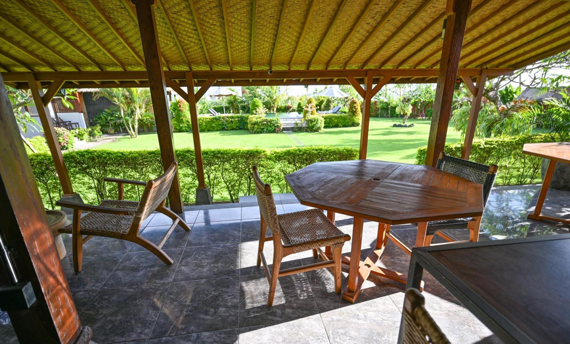 Canggu Wooden Green Paradise Exterior photo